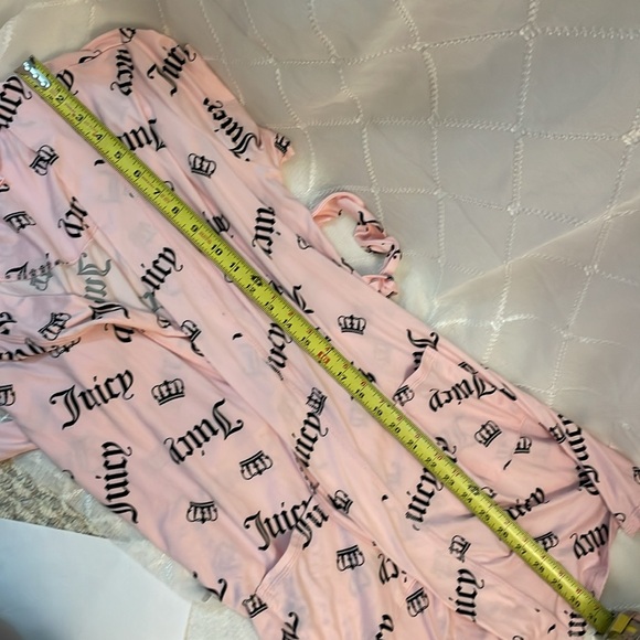 Juicy Couture Pink Logo Bath Robe Size Medium - Picture 8 of 9